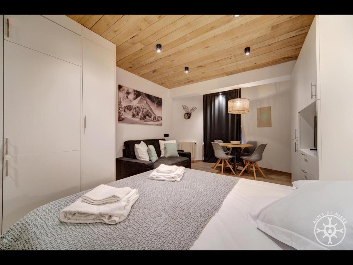 Apartamento AUDETH de Alma de Nieve Vielha Exterior foto