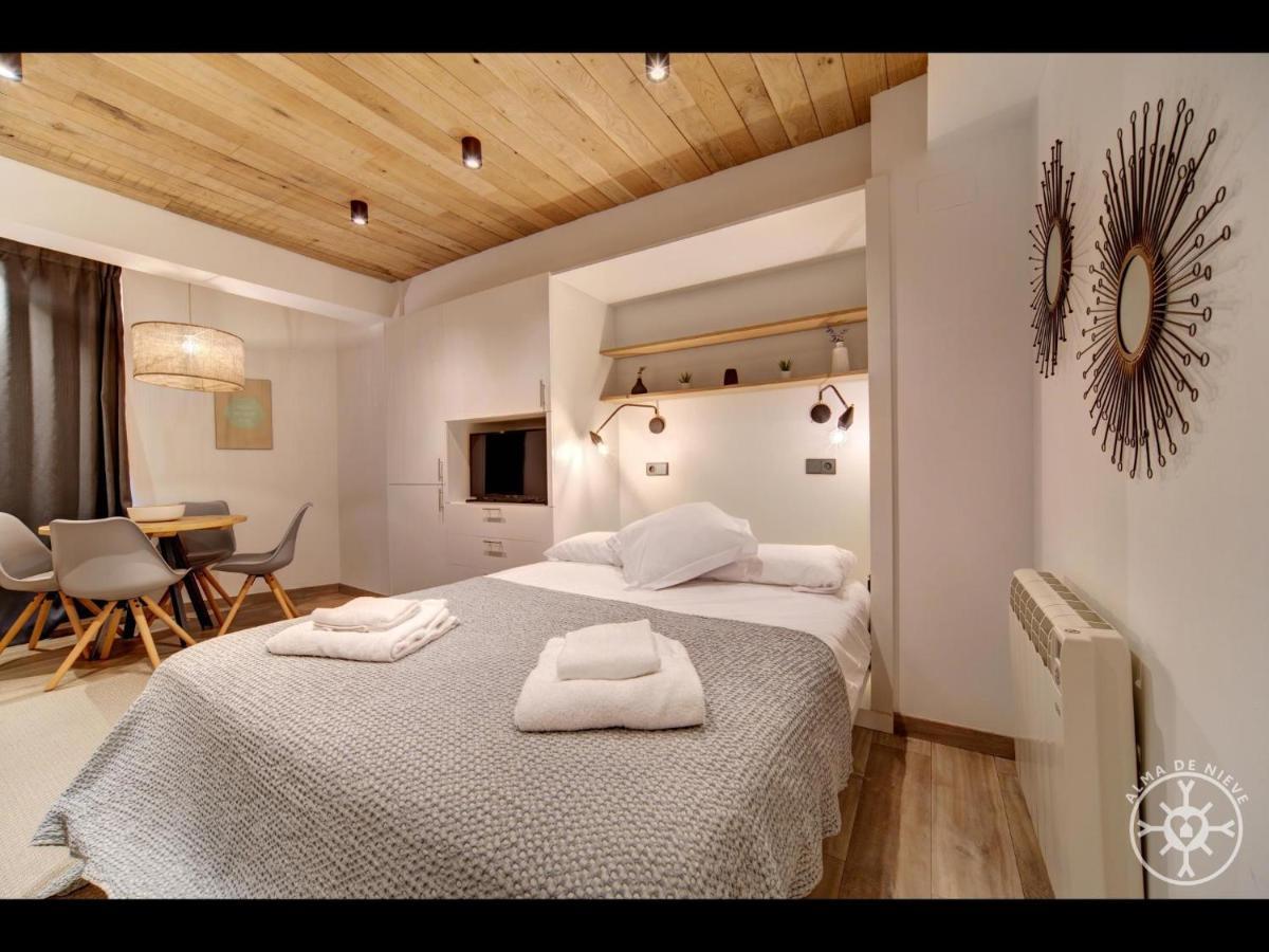 Apartamento AUDETH de Alma de Nieve Vielha Exterior foto