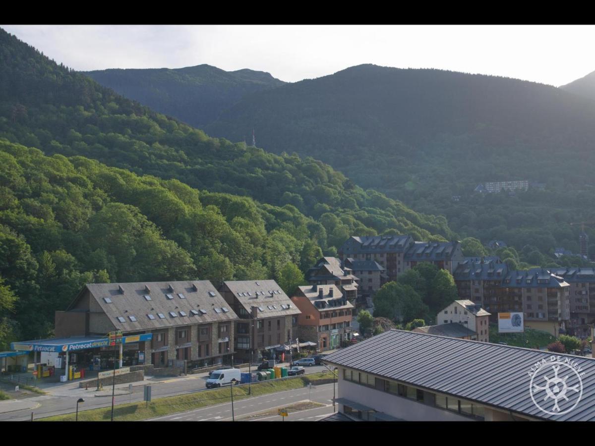 Apartamento AUDETH de Alma de Nieve Vielha Exterior foto